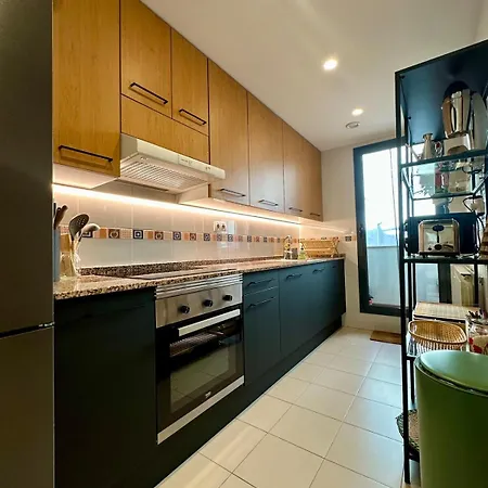 Moderno En El Corazon De Con Posibilidad De 2 Garajes Lejlighed