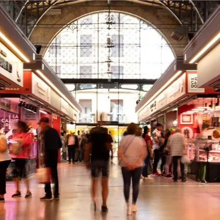 Moderno En El Corazon De Con Posibilidad De 2 Garajes Appartamento *