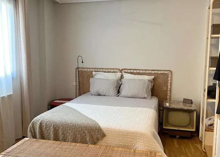 Appartamento Moderno En El Corazon De Con Posibilidad De 2 Garajes *