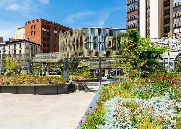 Moderno En El Corazon De Con Posibilidad De 2 Garajes *